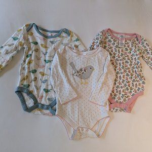 3 Mini Boden long-sleeved onesies